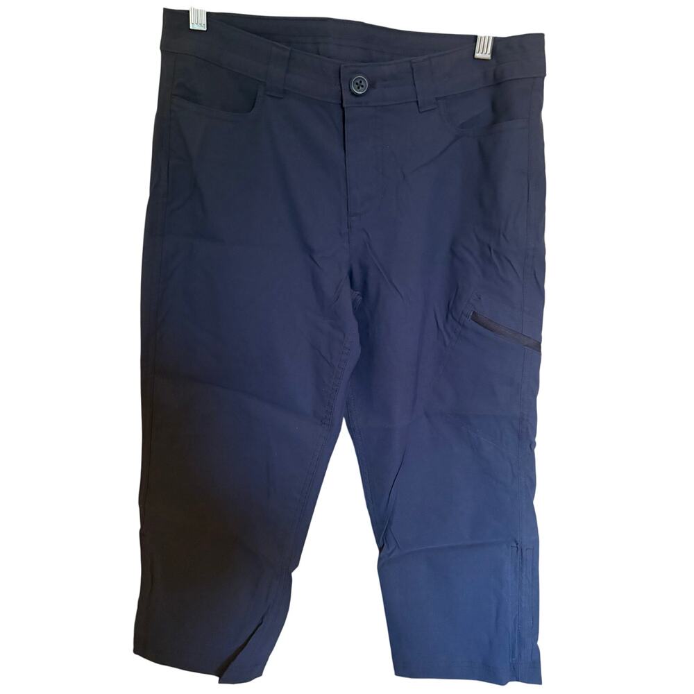 Eddie Bauer Capri pants size 8 navy Capri cargo